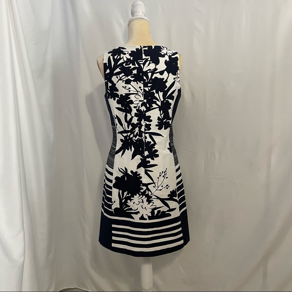 Lauren Ralph Lauren navy blue and white dress.  Size 14 - Picture 7 of 13